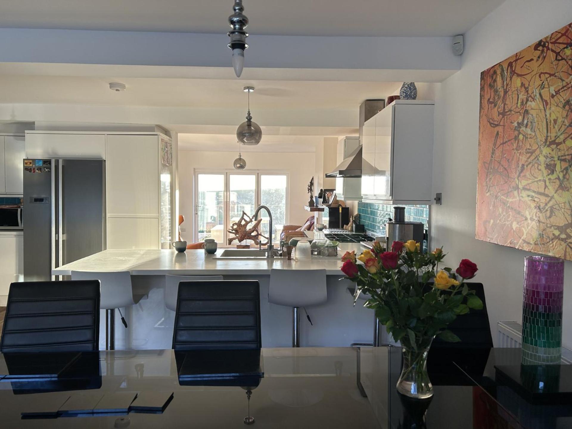 Sanctuary By The Sea With Large Room Including Lounge, Bathroom, Direct Garden Access & Free Parking Brighton Eksteriør billede