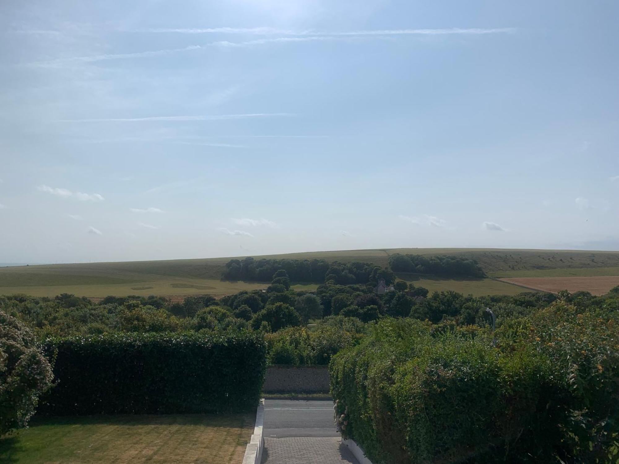 Sanctuary By The Sea With Large Room Including Lounge, Bathroom, Direct Garden Access & Free Parking Brighton Eksteriør billede